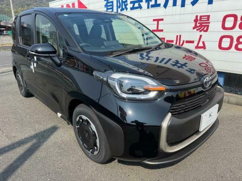 TOYOTA SIENTA