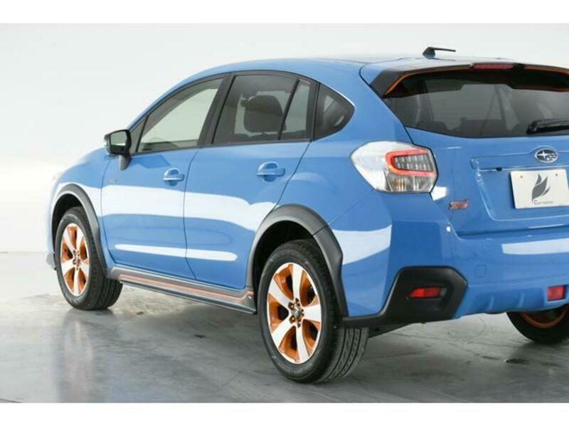 XV HYBRID