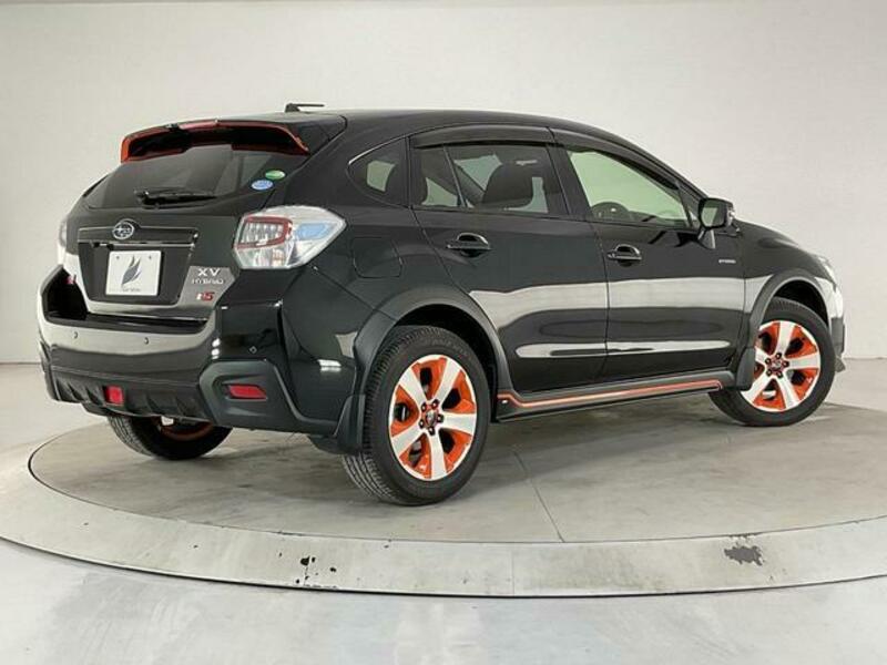 XV HYBRID