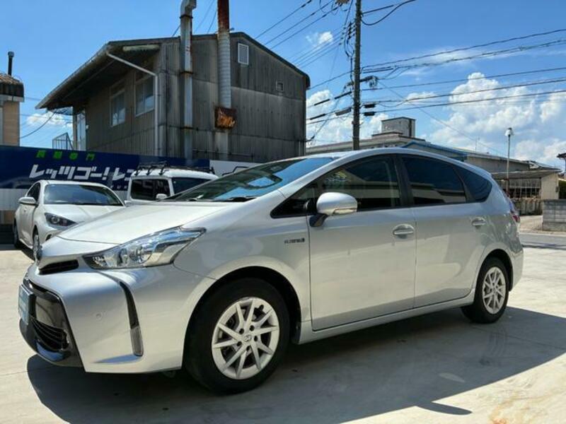 PRIUS ALPHA