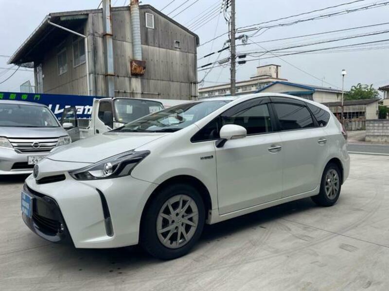 PRIUS ALPHA
