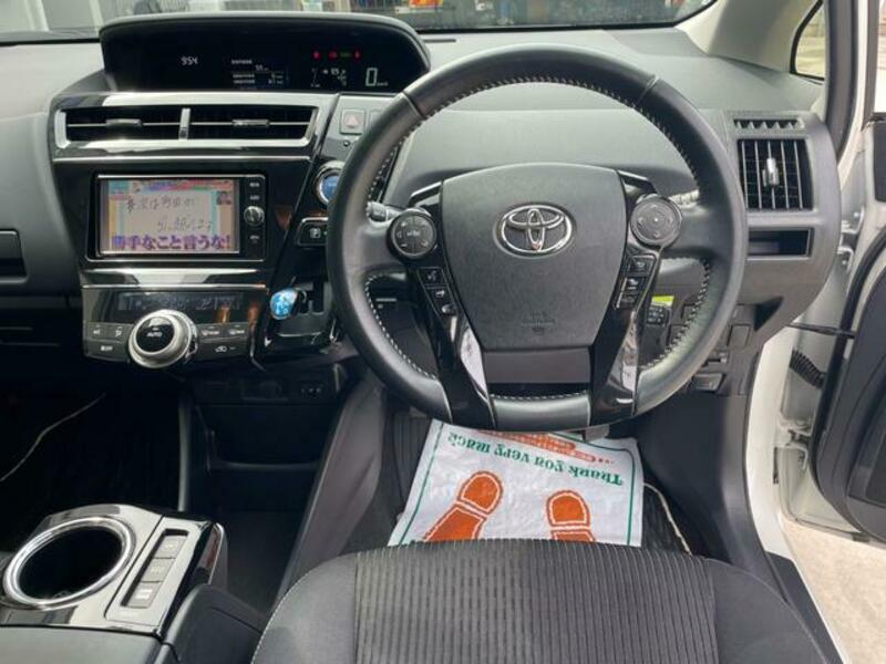 PRIUS ALPHA