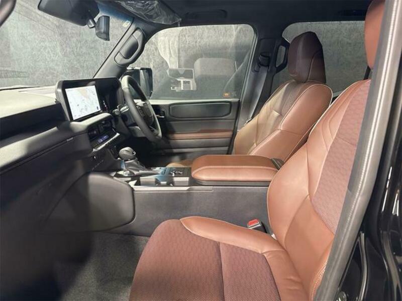 LAND CRUISER 250