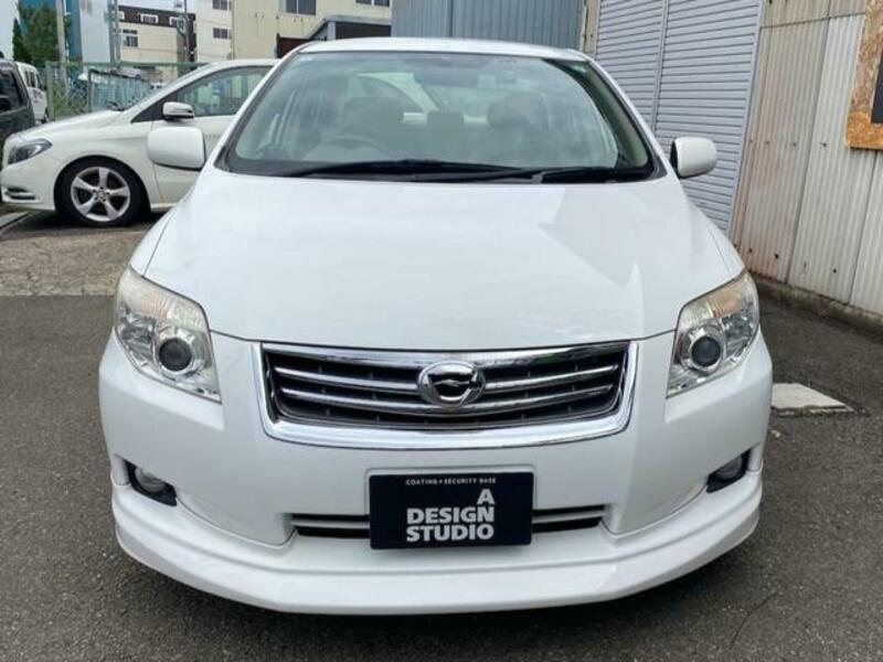 COROLLA AXIO
