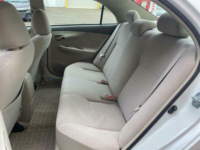 COROLLA AXIO