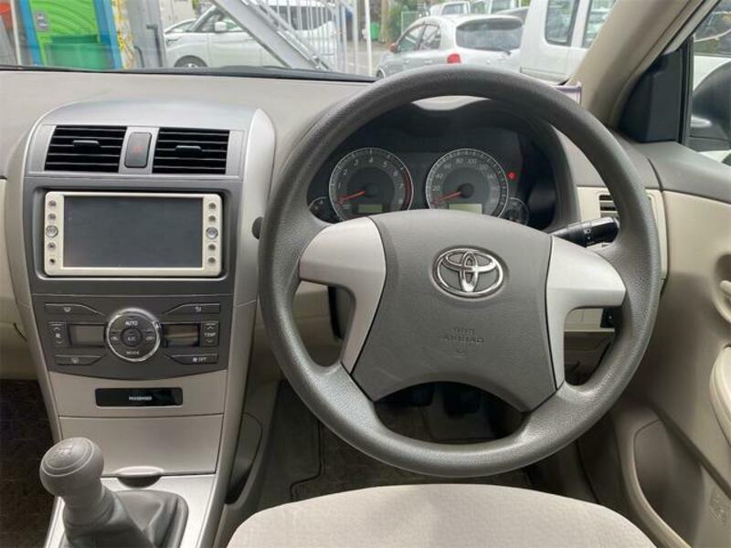 COROLLA AXIO