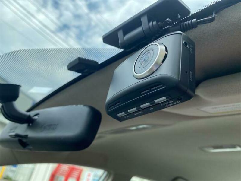 COROLLA AXIO
