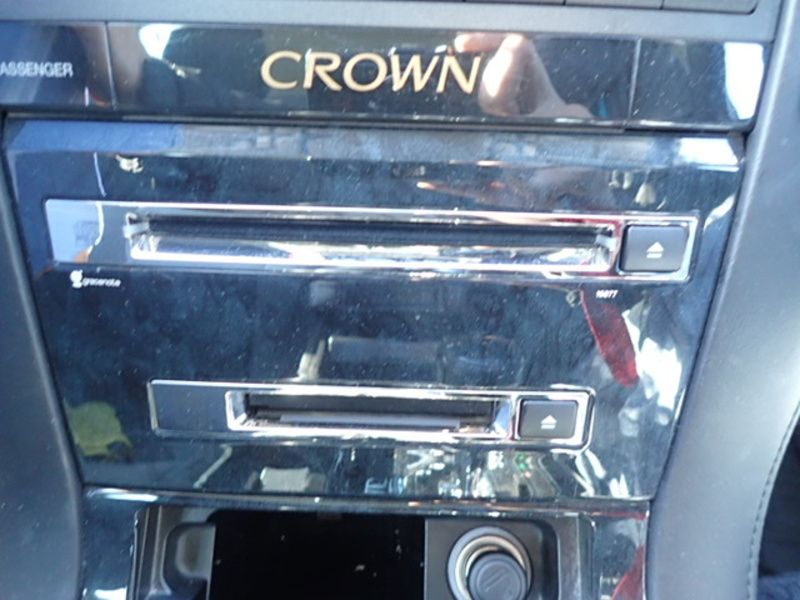 CROWN