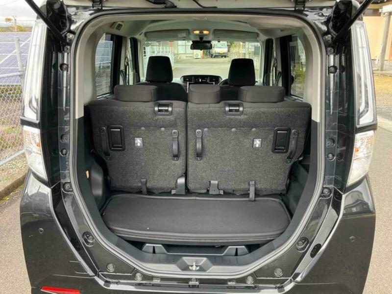 ROOMY