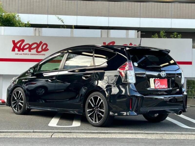 PRIUS ALPHA