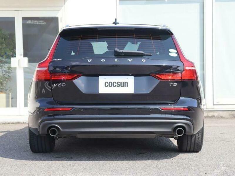 V60
