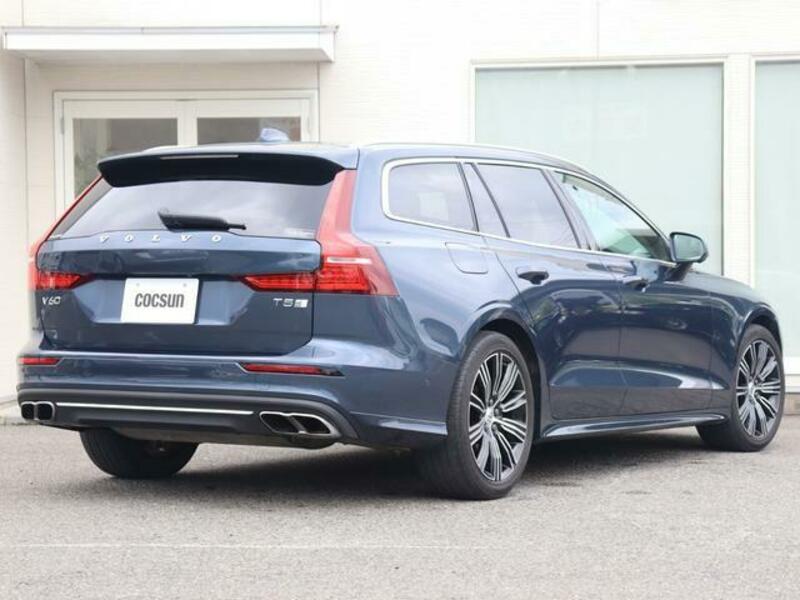 V60