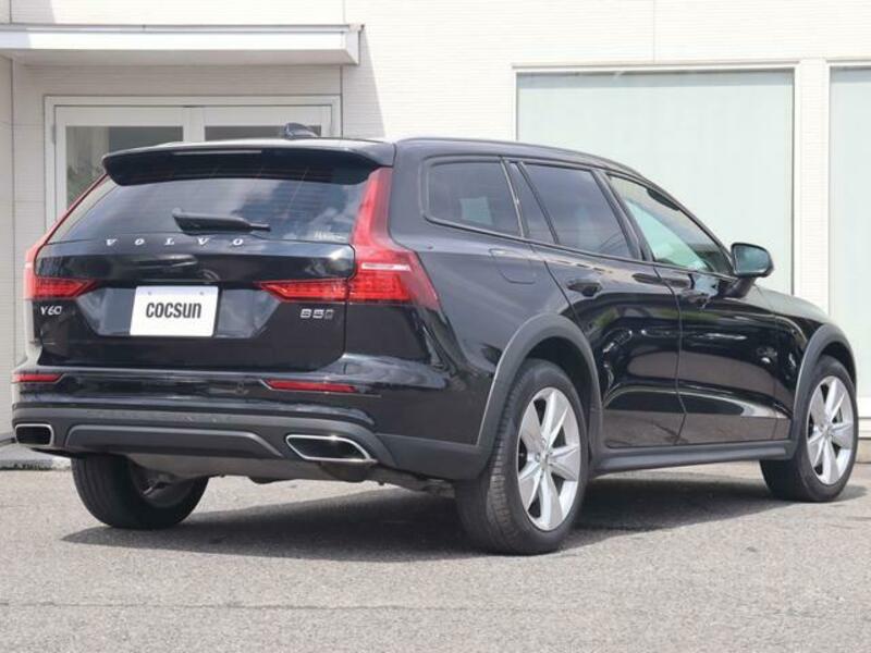 V60