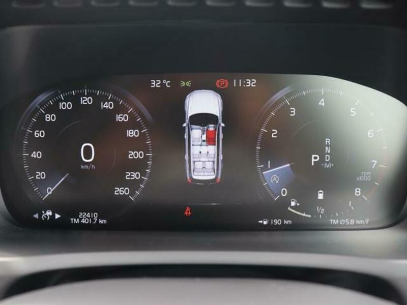 XC90