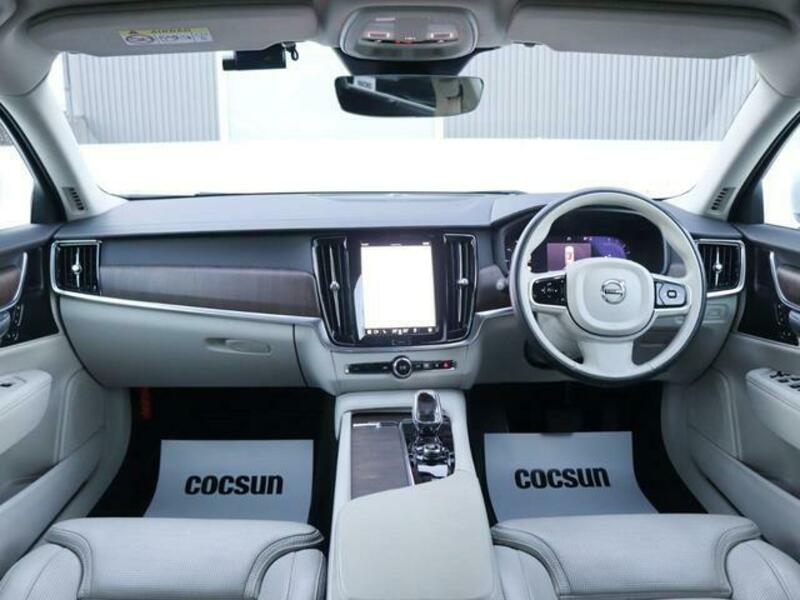 V90