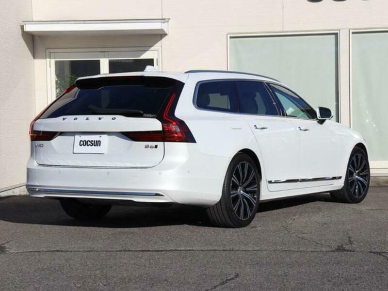V90