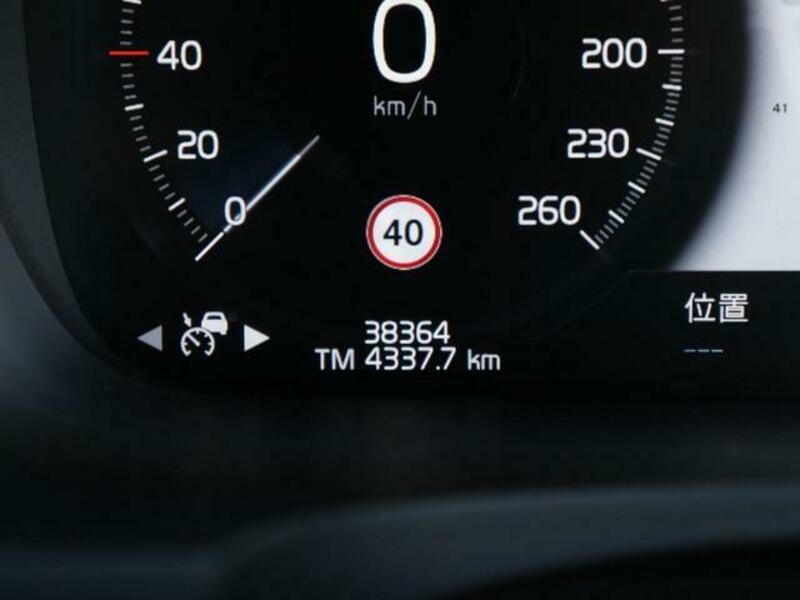 V90