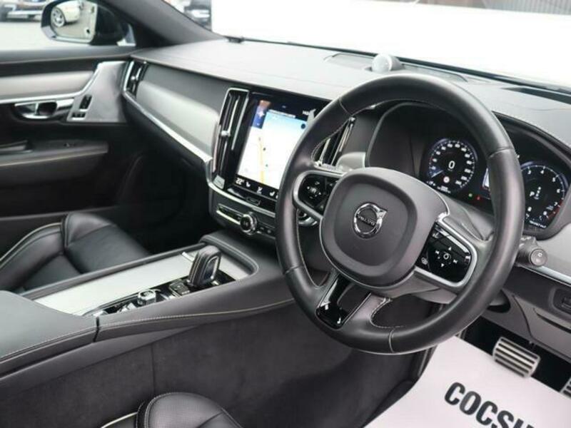 V90