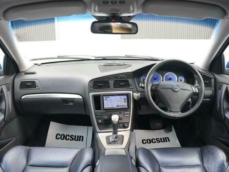 V70