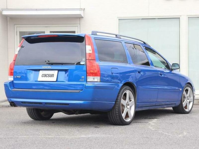 V70