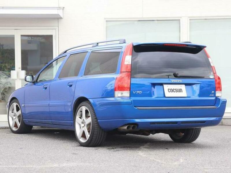 V70