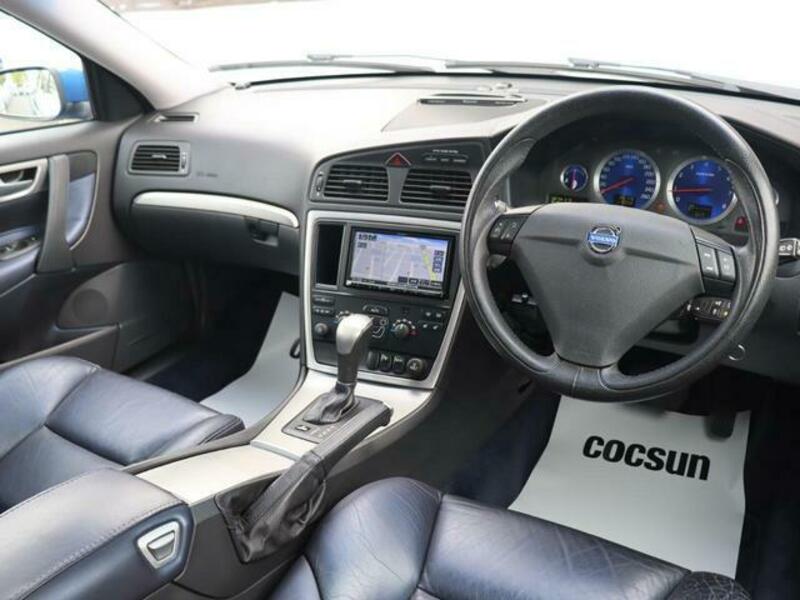 V70