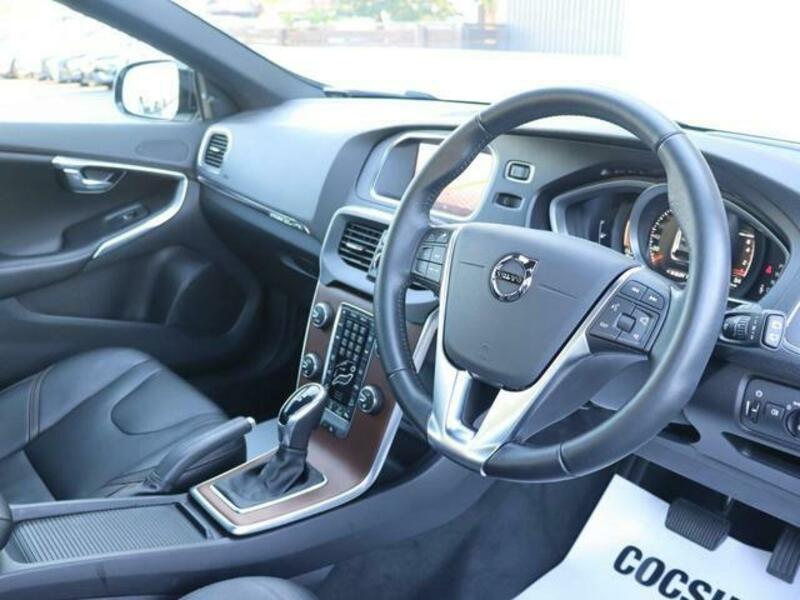 V40