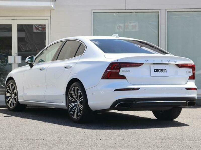 S60