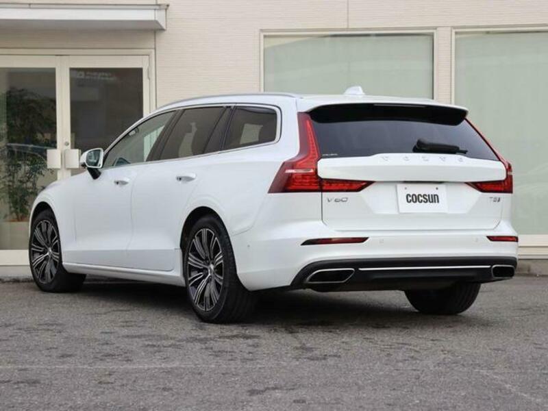V60