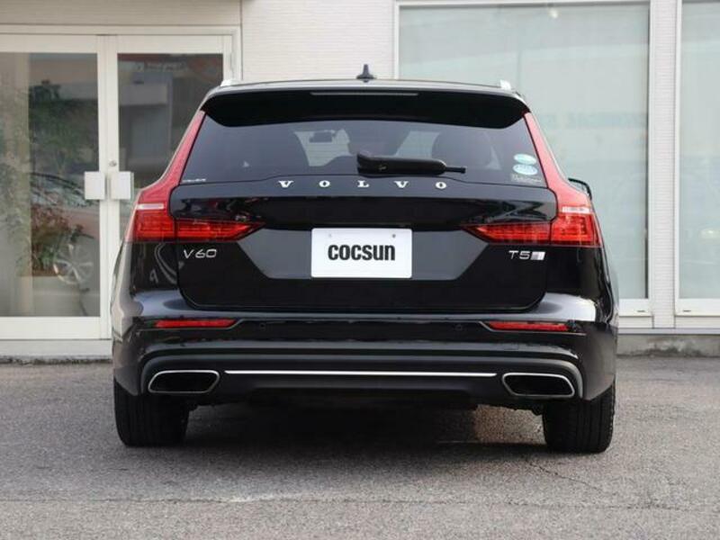 V60