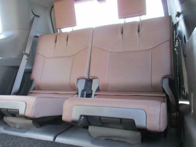 LAND CRUISER 250