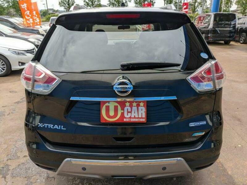 X-TRAIL