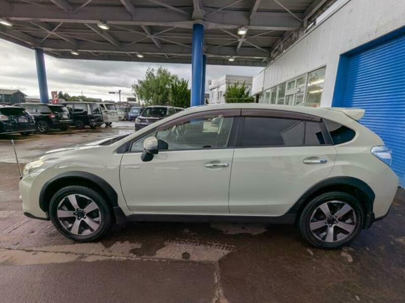 XV HYBRID