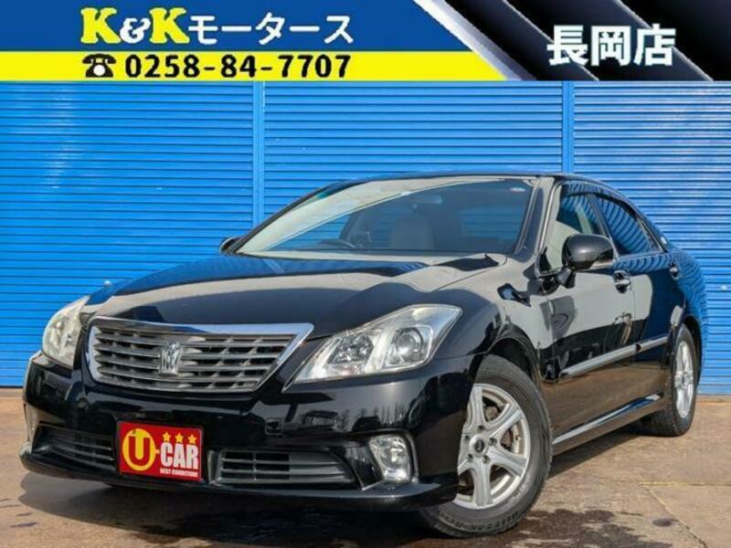 TOYOTA CROWN