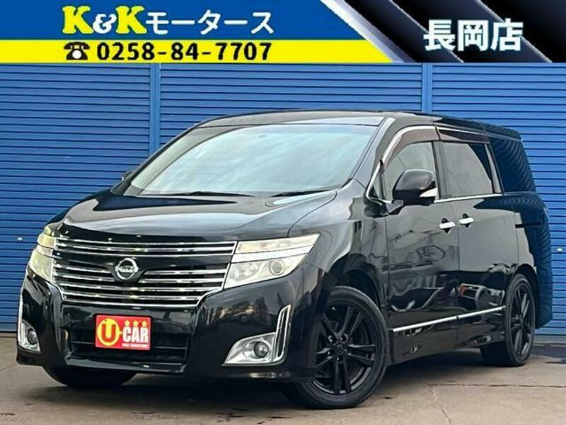 NISSAN ELGRAND