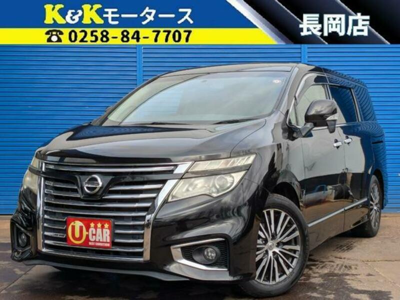 NISSAN ELGRAND