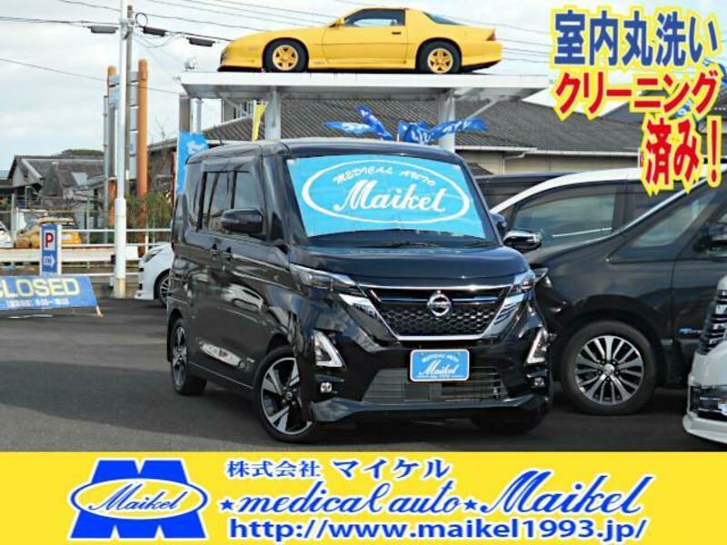 NISSAN ROOX