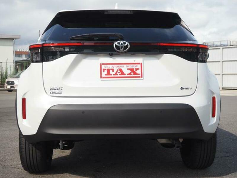 YARIS CROSS