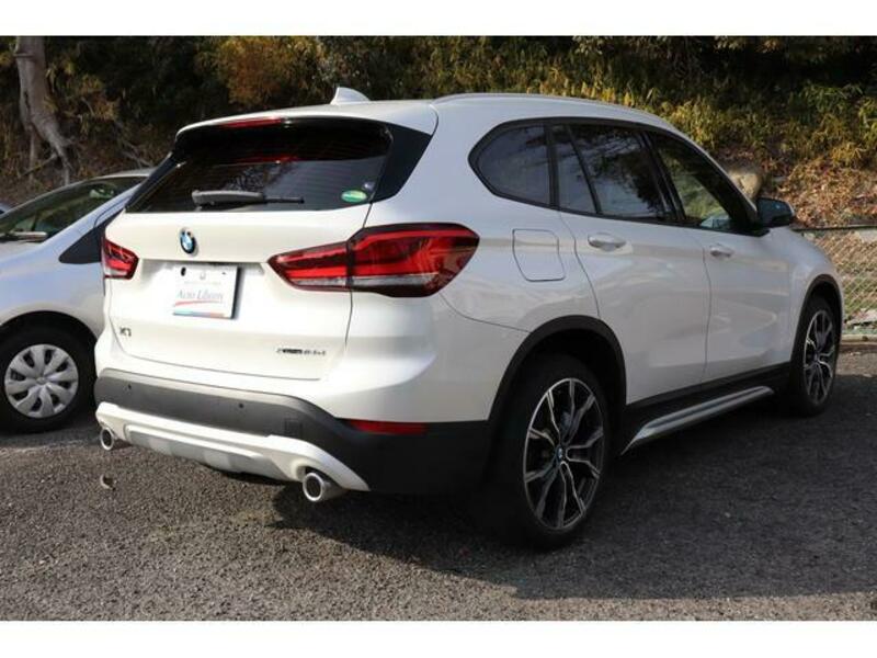 X1