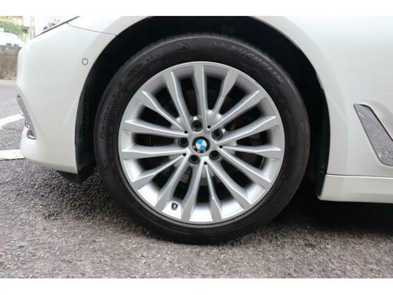 5 SERIES