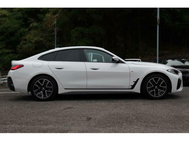 4 SERIES