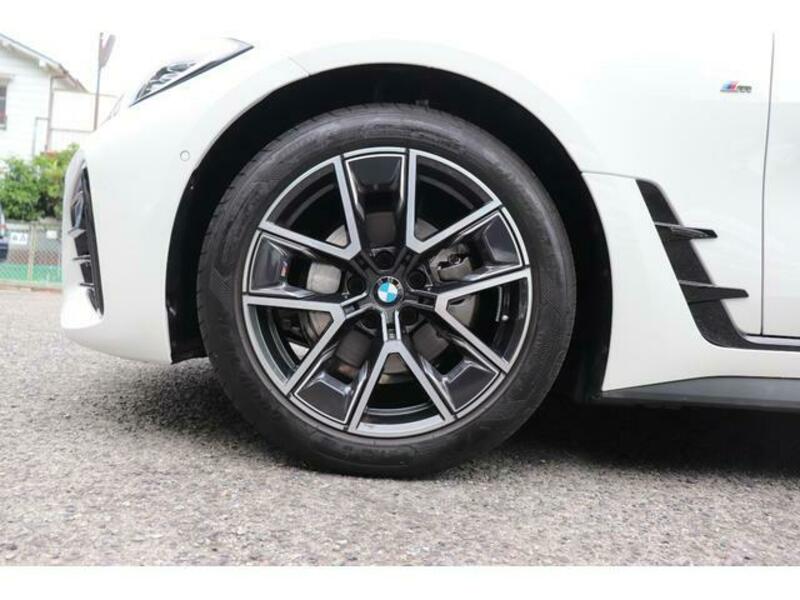 4 SERIES