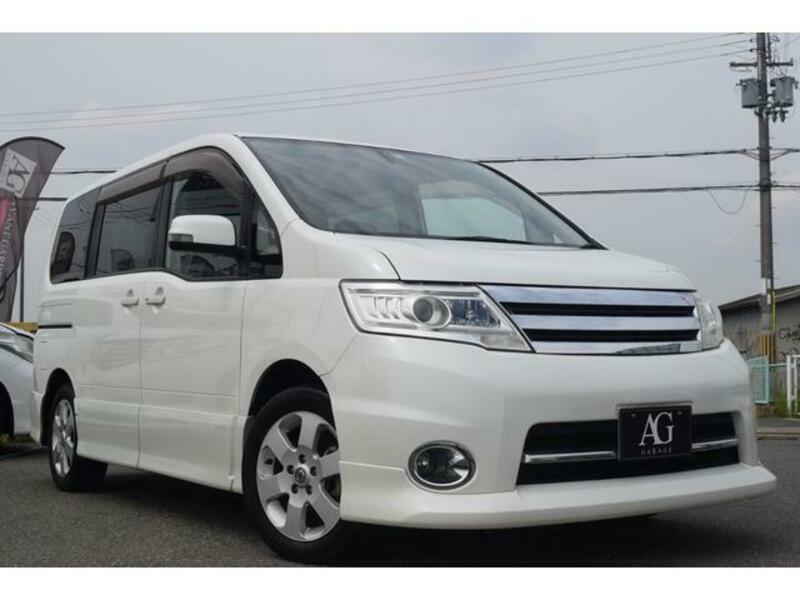 NISSAN SERENA
