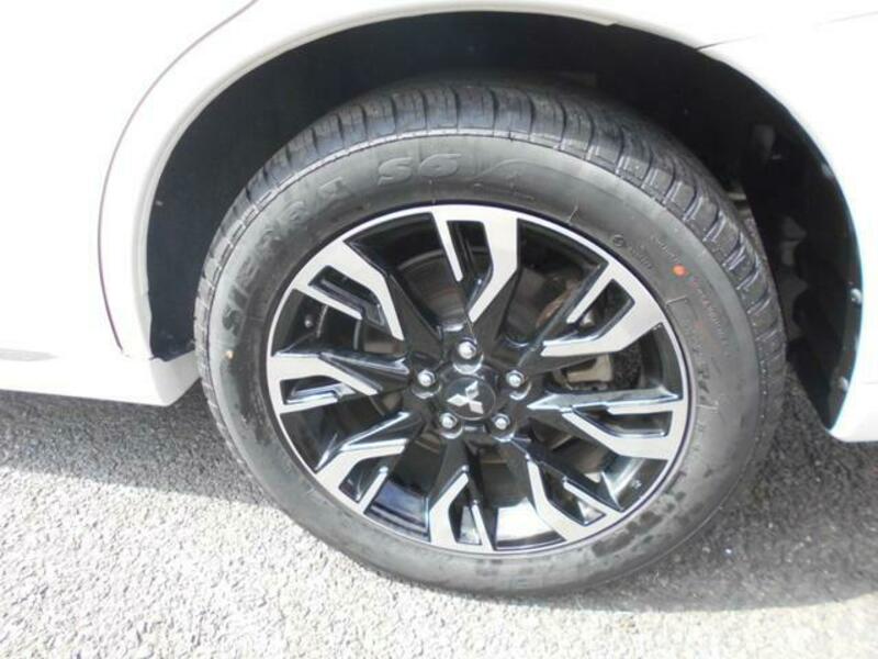 OUTLANDER PHEV