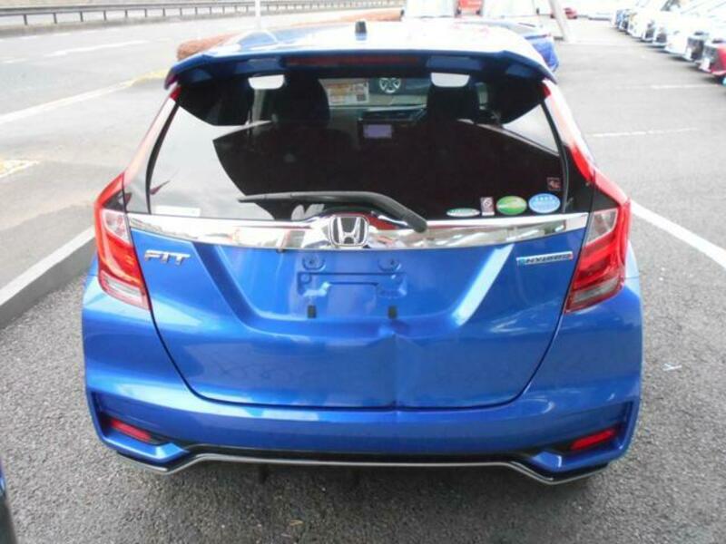 FIT HYBRID
