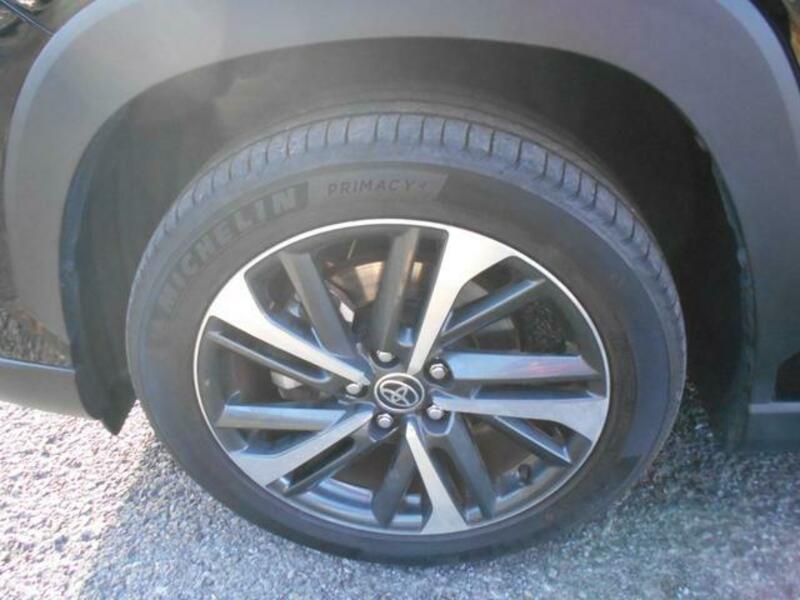 COROLLA CROSS