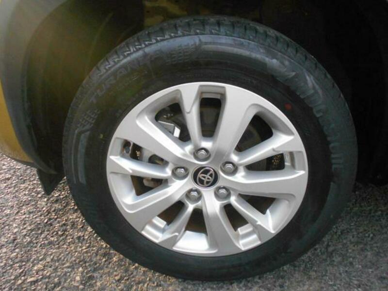 YARIS CROSS