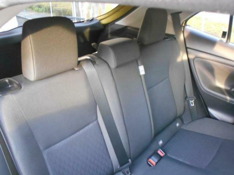 YARIS CROSS