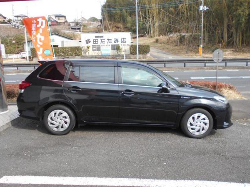 COROLLA FIELDER