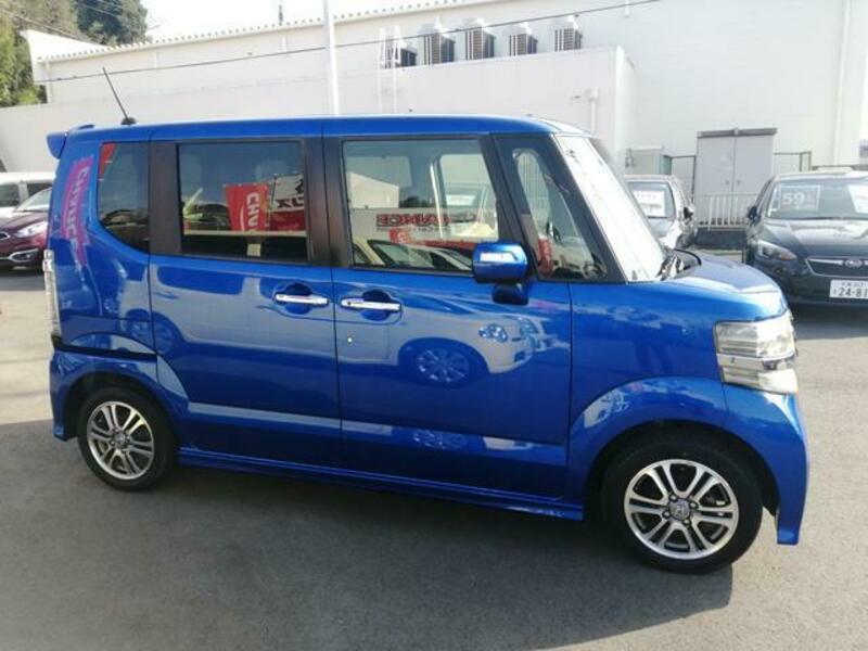N BOX CUSTOM